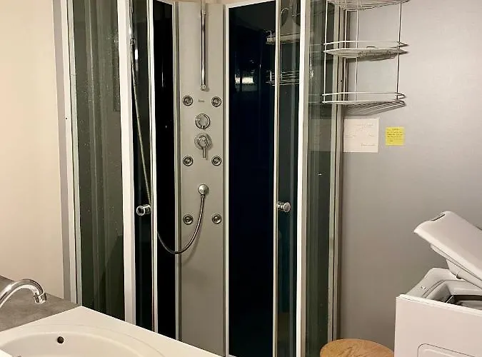 Le Balcon Du Lys, Parking Privé Et Proche Du Centre Cauterets